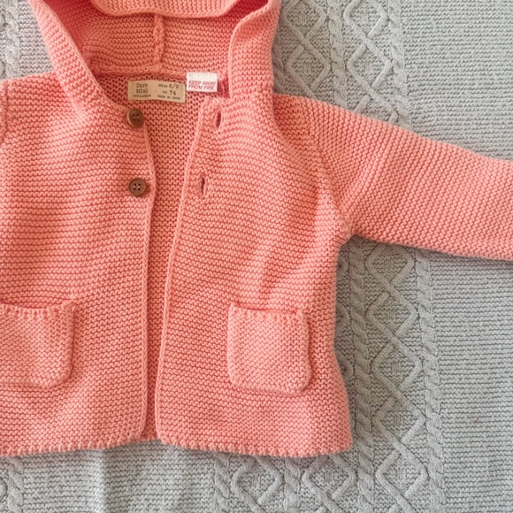 Zara Baby Coral Knit Hooded Cardigan - Picture 3 of 9